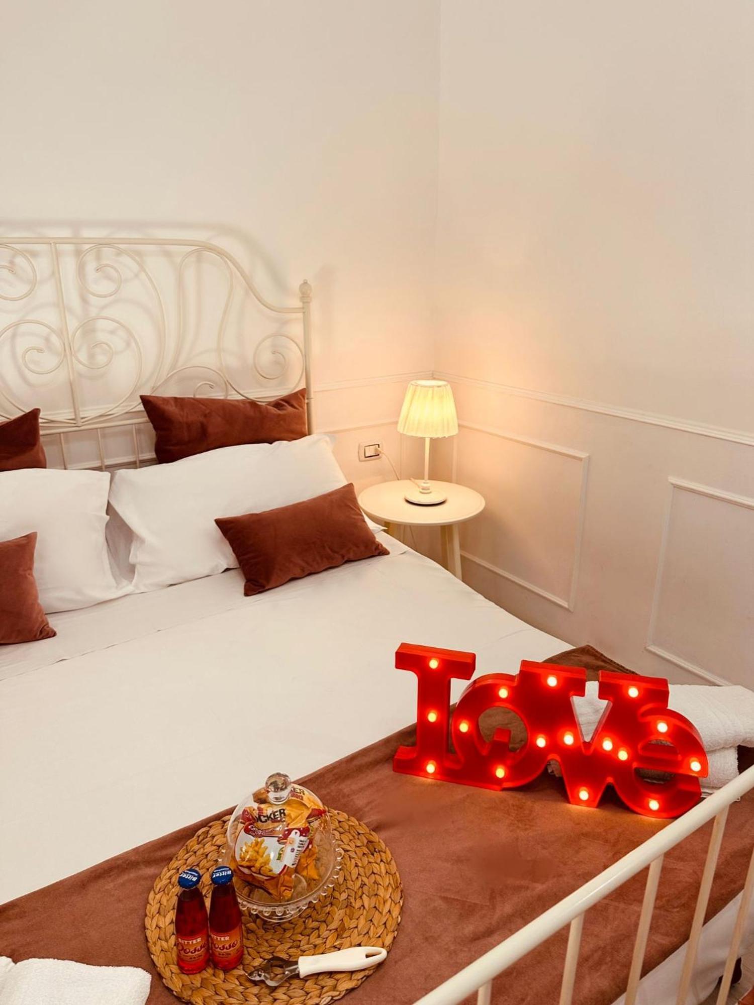 Laetitia Guest House116 Naples